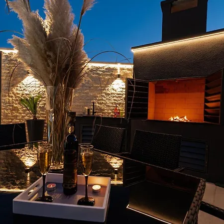 Tyra Delux Apartment Zadar