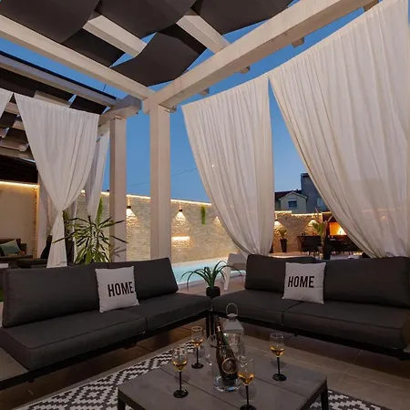 Tyra Delux Apartment Zadar