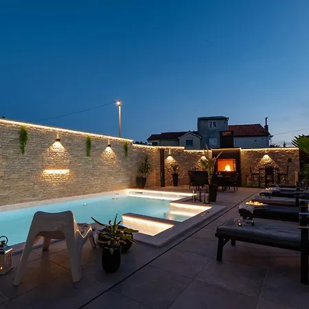 Tyra Delux Apartment Zadar