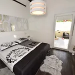 Apartman Tyra Delux