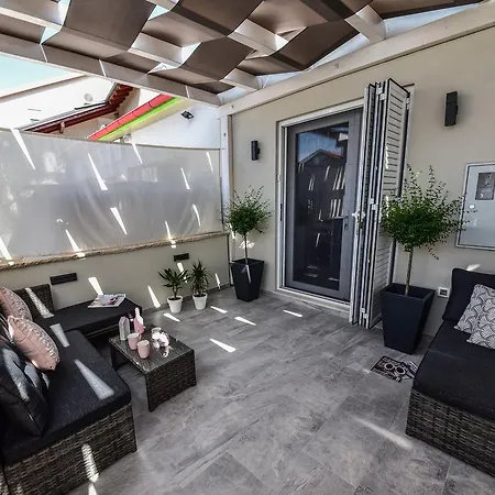 Apartman Tyra Delux Zára
